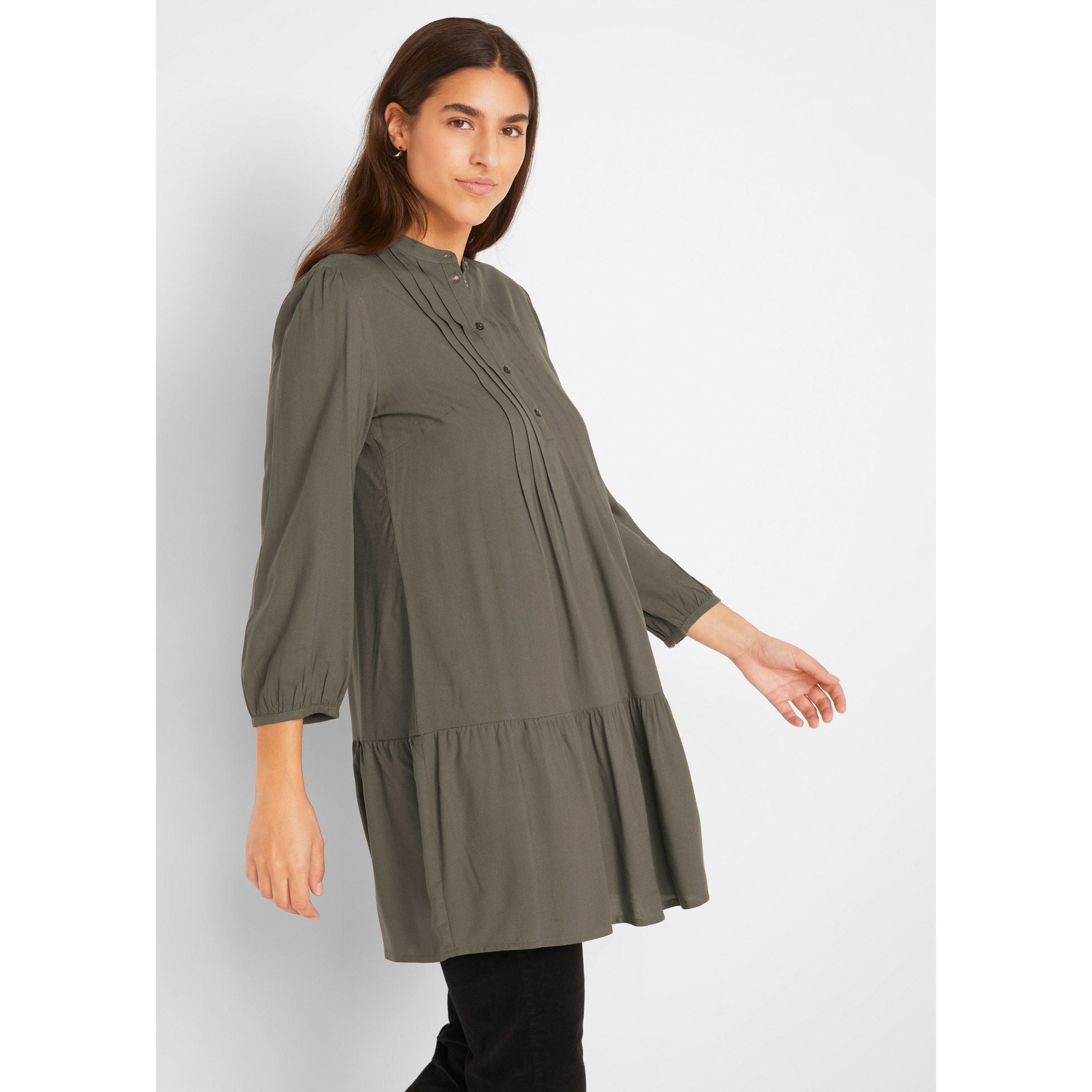 http://missbellashop.com/cdn/shop/products/bonprix-olive-longline-blouse.jpg?v=1661238376